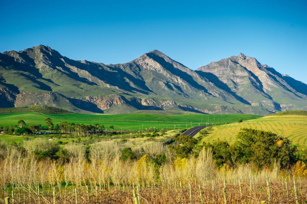 Jan Harmsgat Hotel Swellendam Bagian luar foto