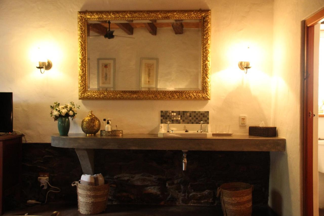 Jan Harmsgat Hotel Swellendam Bagian luar foto