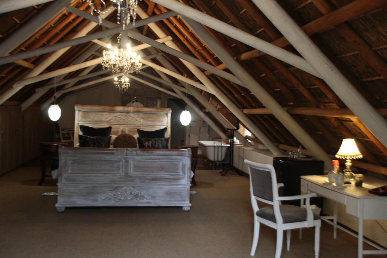Jan Harmsgat Hotel Swellendam Bagian luar foto