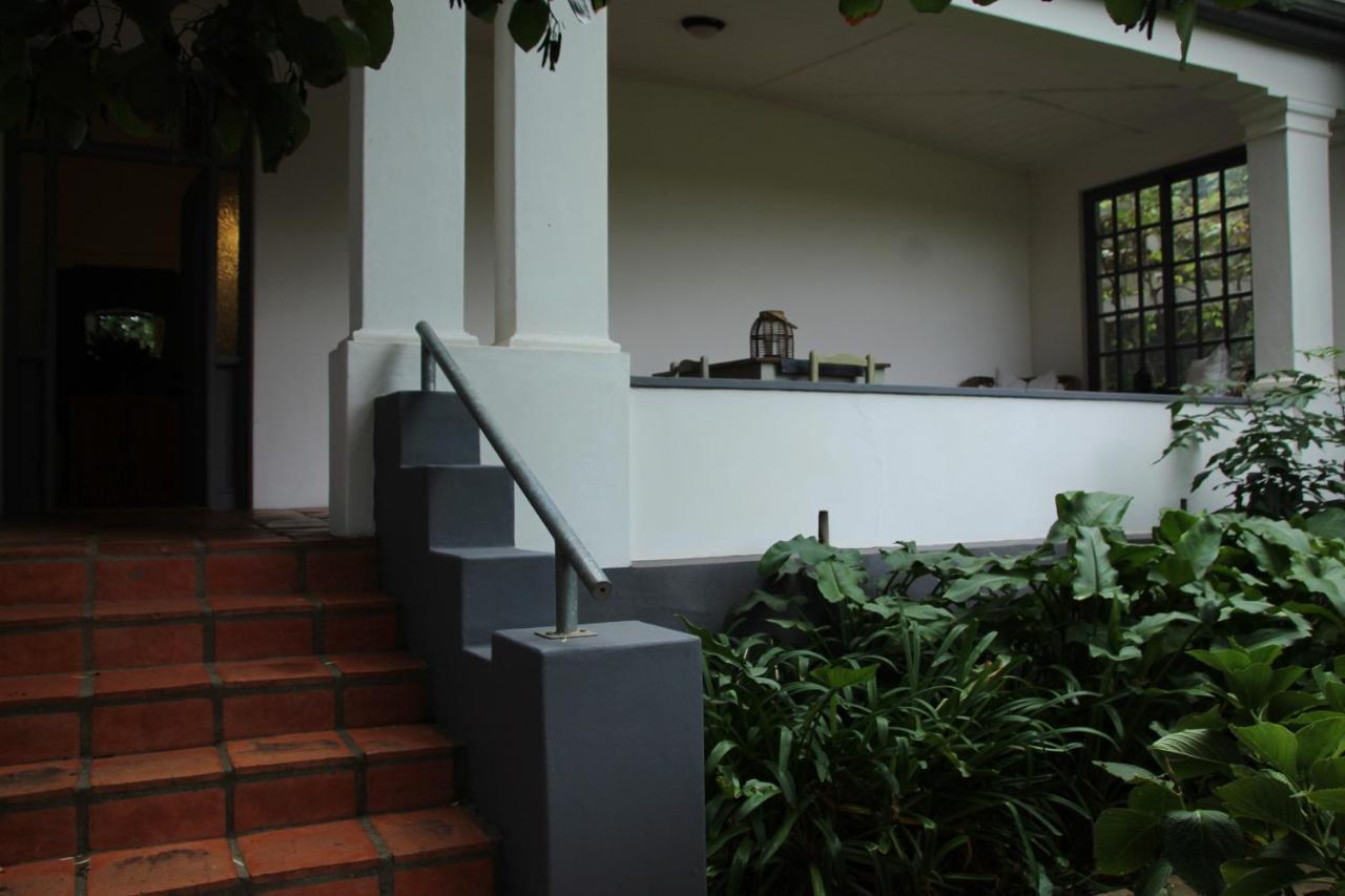 Jan Harmsgat Hotel Swellendam Bagian luar foto